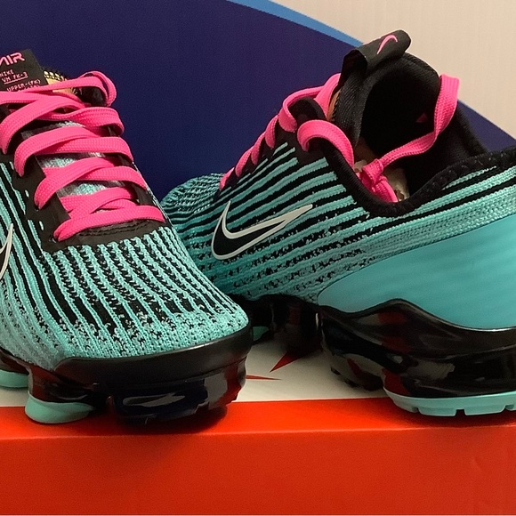 Nike Air VaporMax Flyknit 3 South Beach Kids 3.5y - Picture 2 of 10